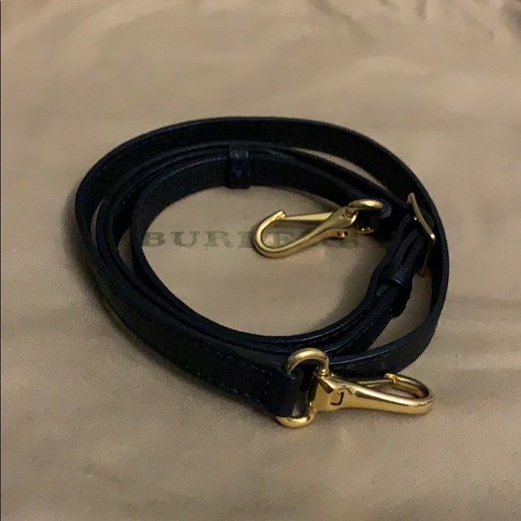 Burberry The Small Banner with Brogue Detail - Picture 5 of 8